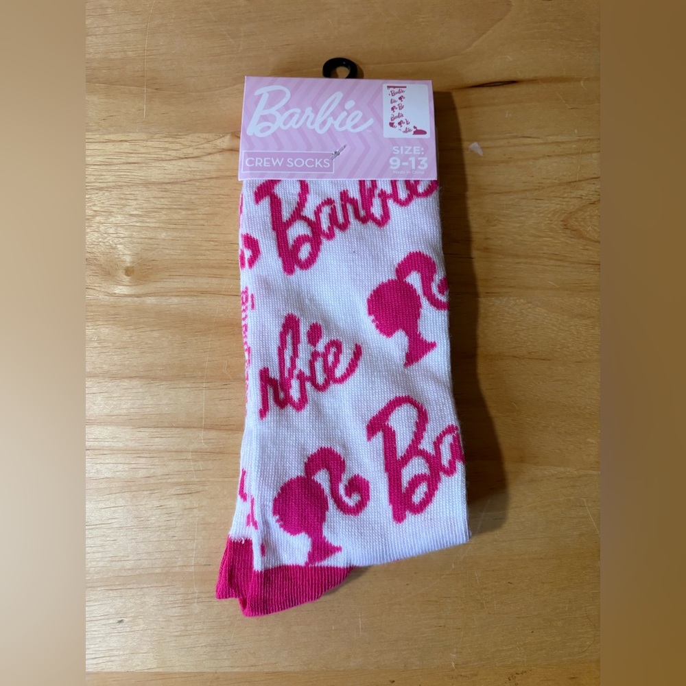 Barbie Pink Logo Crew Socks Women’s Size 9–13 New